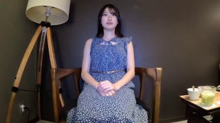 (奶油宝贝)极品大胸妹踩高跟鞋穿黑丝袜性感自慰